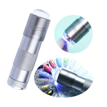 Cargar imagen en el visor de la galería, Lámpara Linterna Plateado Press On Manicure Uñas
