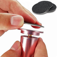 Cargar imagen en el visor de la galería, Removedor Para Pies Quita Callo Electrico FMC-01 + 60 Limas