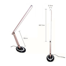 Cargar imagen en el visor de la galería, Lampara De Escritorio Z1 Con Brazo Oscilante