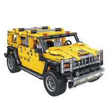 Cargar imagen en el visor de la galería, Carro Armable 2 En 1 Robot 1010 Piezas FC9120