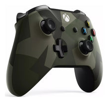 Cargar imagen en el visor de la galería, Control Xbox One Slim Edicion Especial Armed Forces 2