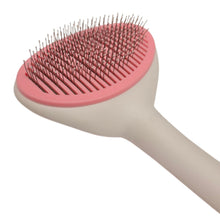 Cargar imagen en el visor de la galería, Cepillo Removedor De Pelo Mascotas Autolimpiable Rosado CM01
